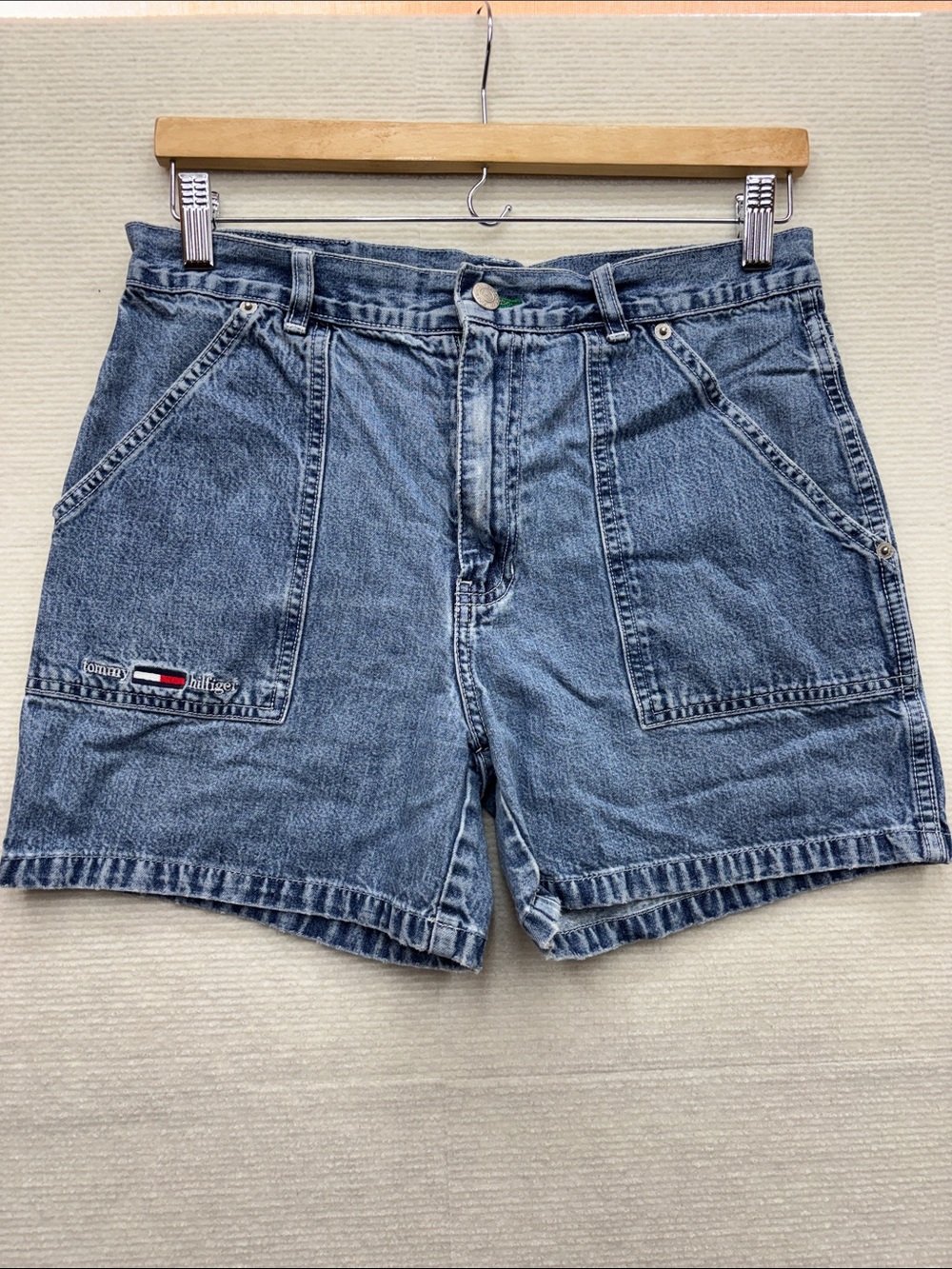 Tommy Hilfiger | 7 Vintage Blue Carpenter Denim Shorts